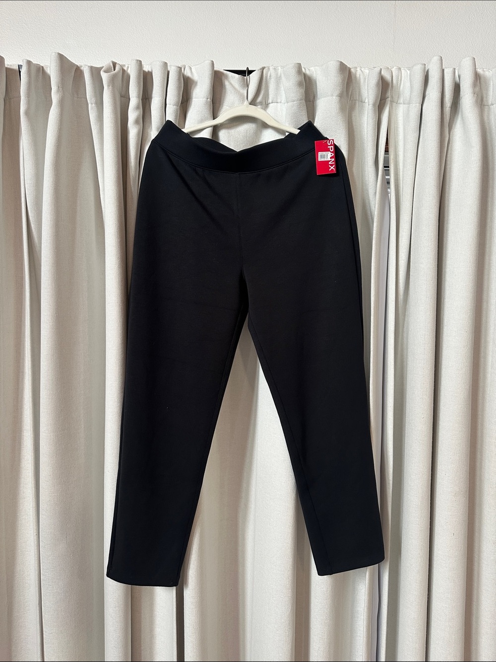 SPANX Women's Tapered Pants in Black LARGE NWT